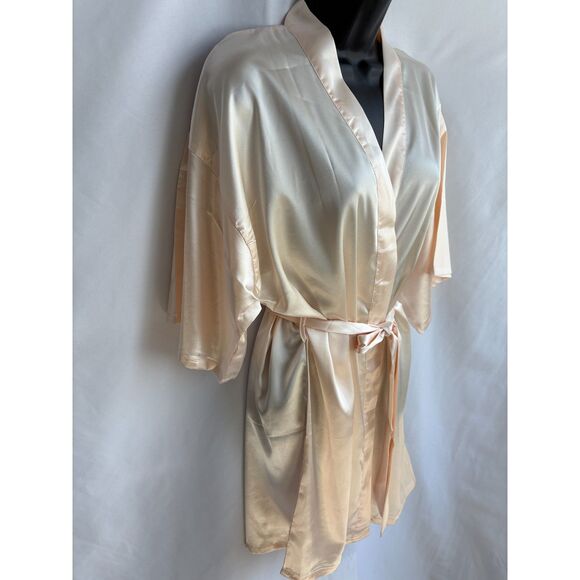 Mother of the Bride NEW Rhinestone Cream Satin Robe Size S/M Kimono Wedding - Picture 3 of 11